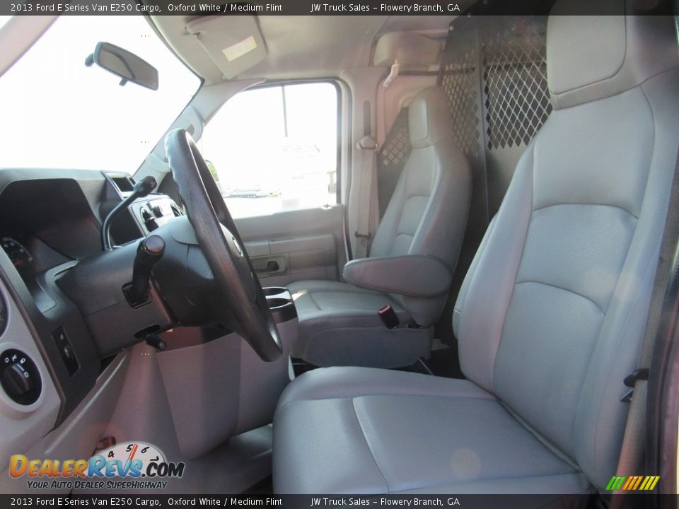 2013 Ford E Series Van E250 Cargo Oxford White / Medium Flint Photo #25