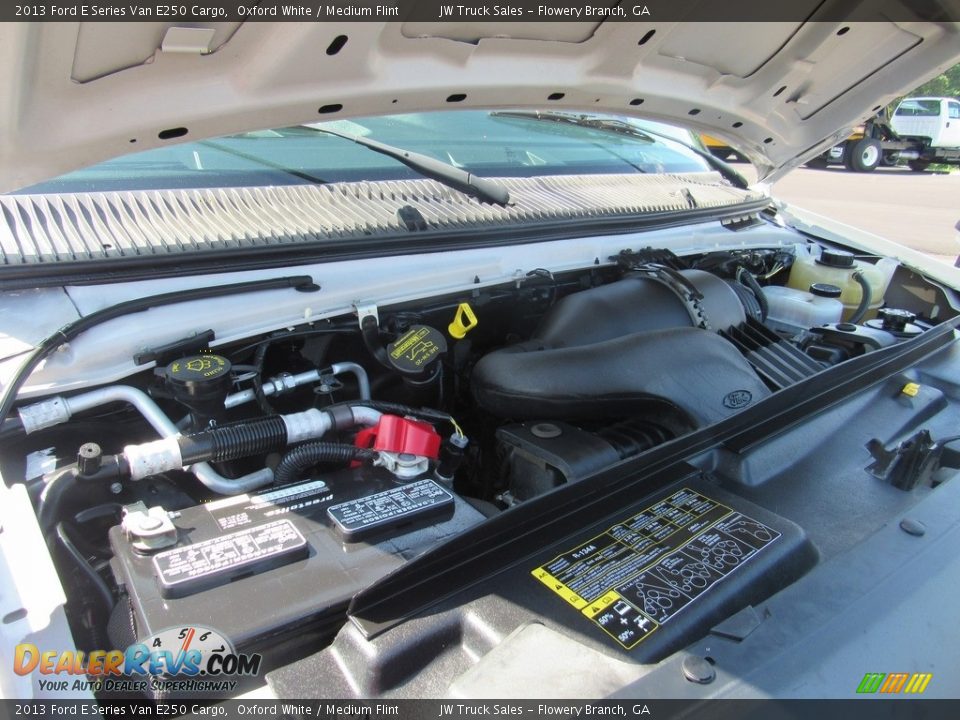 2013 Ford E Series Van E250 Cargo Oxford White / Medium Flint Photo #30