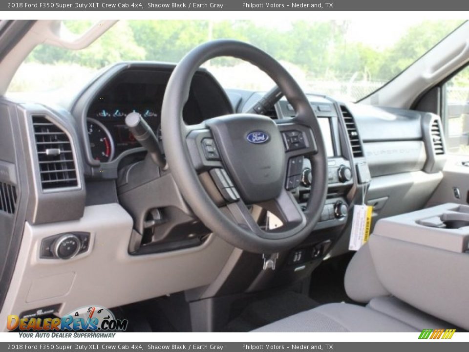 2018 Ford F350 Super Duty XLT Crew Cab 4x4 Shadow Black / Earth Gray Photo #13
