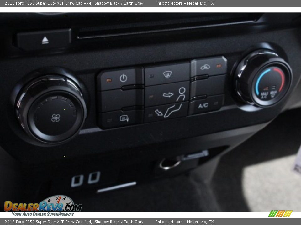 2018 Ford F350 Super Duty XLT Crew Cab 4x4 Shadow Black / Earth Gray Photo #17