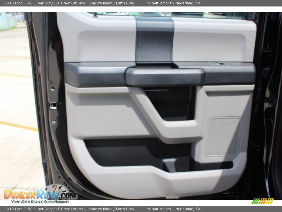 2018 Ford F350 Super Duty XLT Crew Cab 4x4 Shadow Black / Earth Gray Photo #22