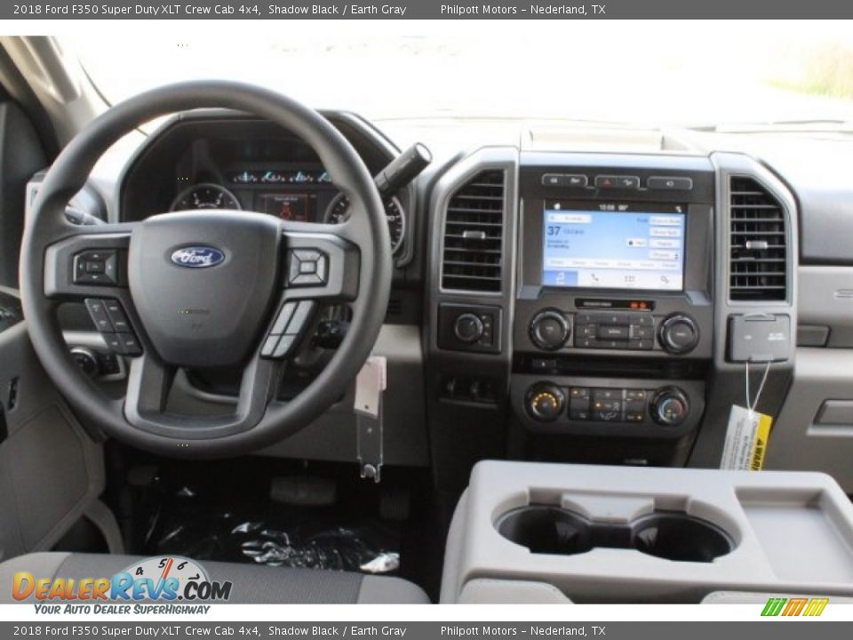 2018 Ford F350 Super Duty XLT Crew Cab 4x4 Shadow Black / Earth Gray Photo #24