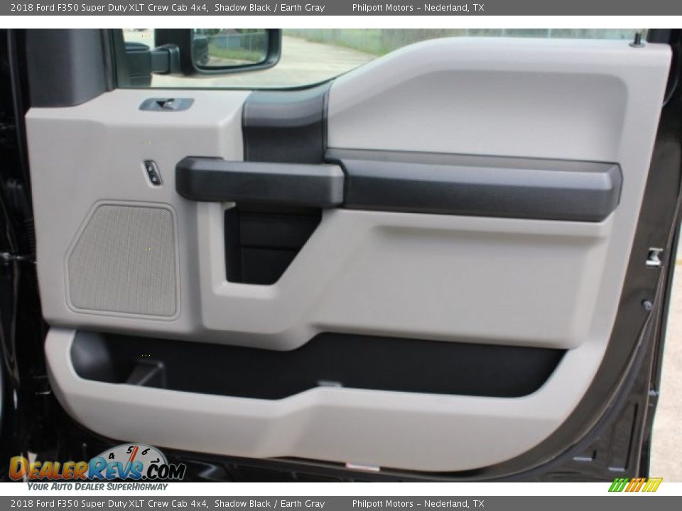 2018 Ford F350 Super Duty XLT Crew Cab 4x4 Shadow Black / Earth Gray Photo #29