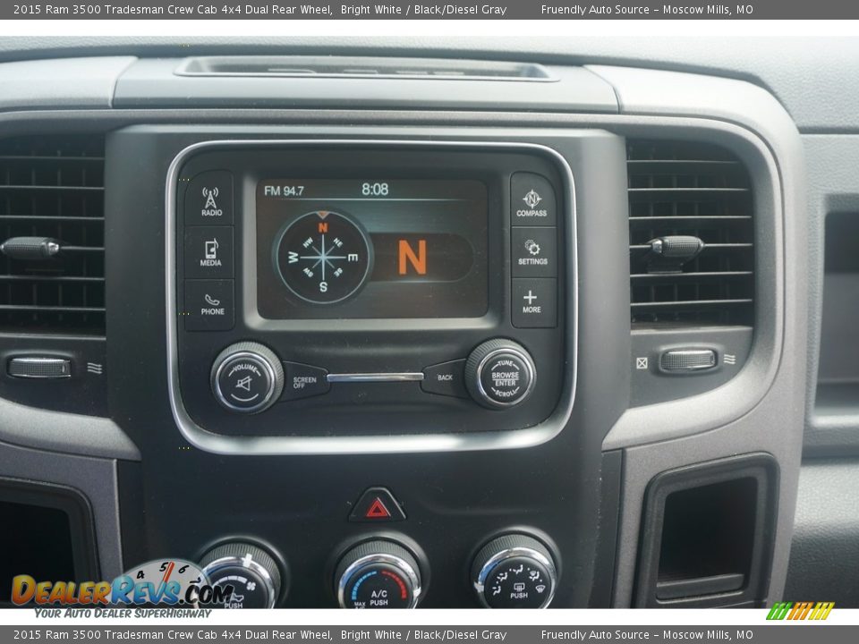 2015 Ram 3500 Tradesman Crew Cab 4x4 Dual Rear Wheel Bright White / Black/Diesel Gray Photo #29