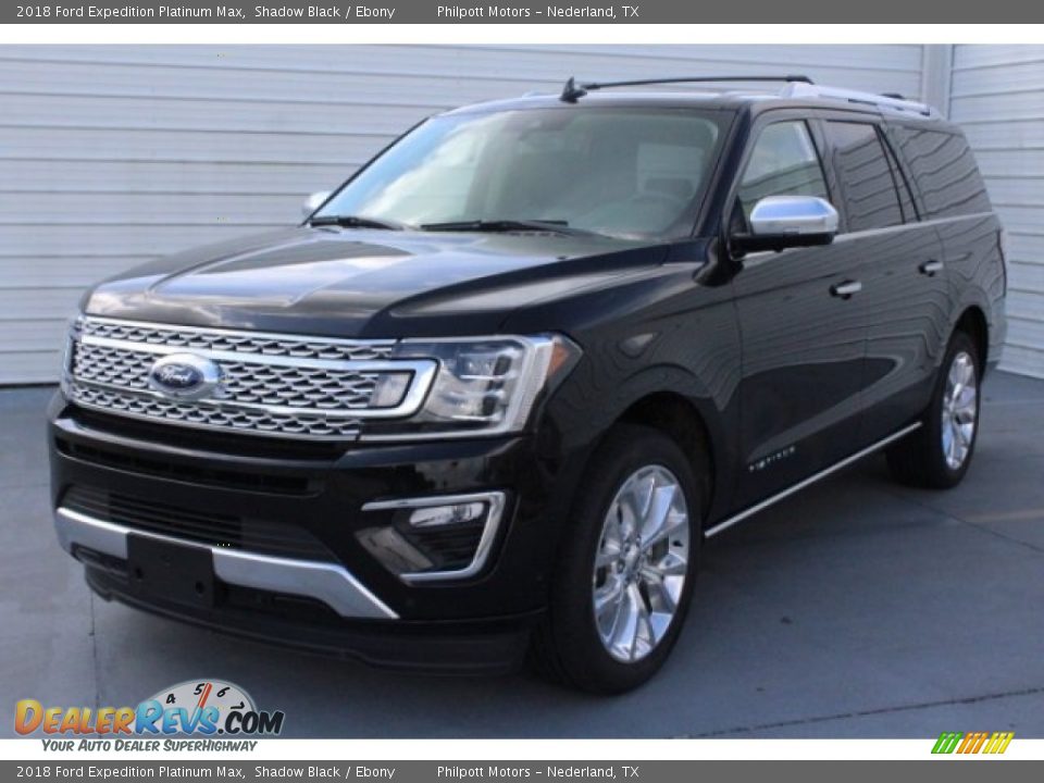 Front 3/4 View of 2018 Ford Expedition Platinum Max Photo #3
