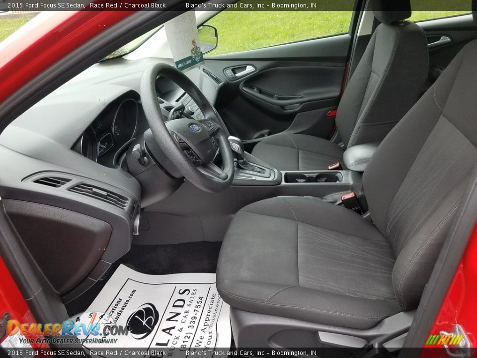 2015 Ford Focus SE Sedan Race Red / Charcoal Black Photo #15