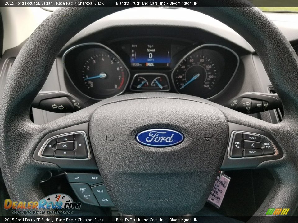 2015 Ford Focus SE Sedan Race Red / Charcoal Black Photo #19