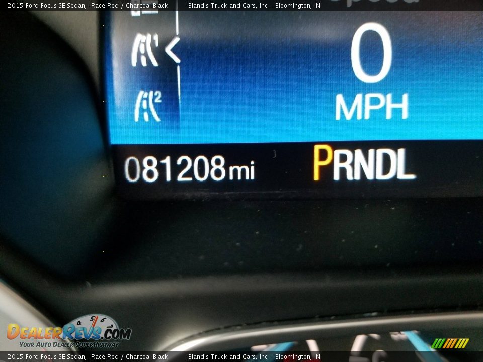 2015 Ford Focus SE Sedan Race Red / Charcoal Black Photo #24