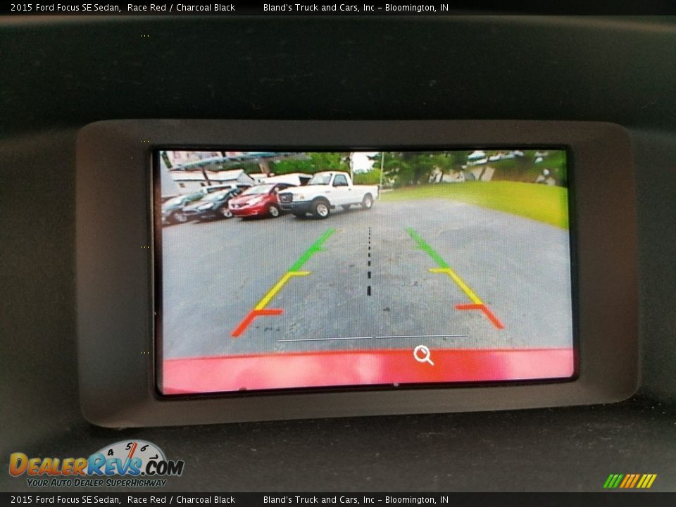 2015 Ford Focus SE Sedan Race Red / Charcoal Black Photo #27