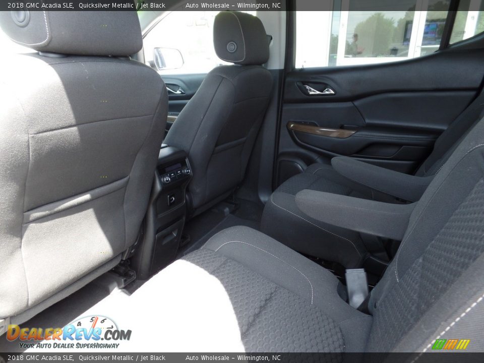 2018 GMC Acadia SLE Quicksilver Metallic / Jet Black Photo #12