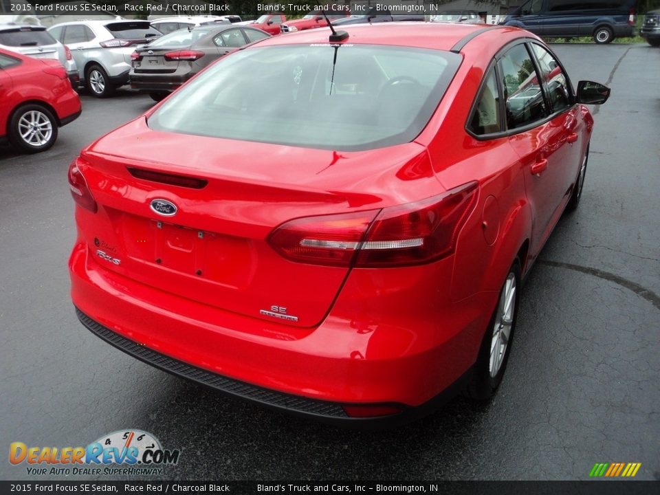 2015 Ford Focus SE Sedan Race Red / Charcoal Black Photo #4