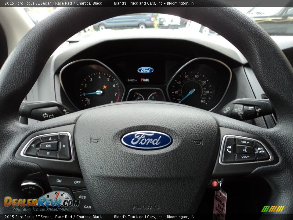 2015 Ford Focus SE Sedan Race Red / Charcoal Black Photo #11