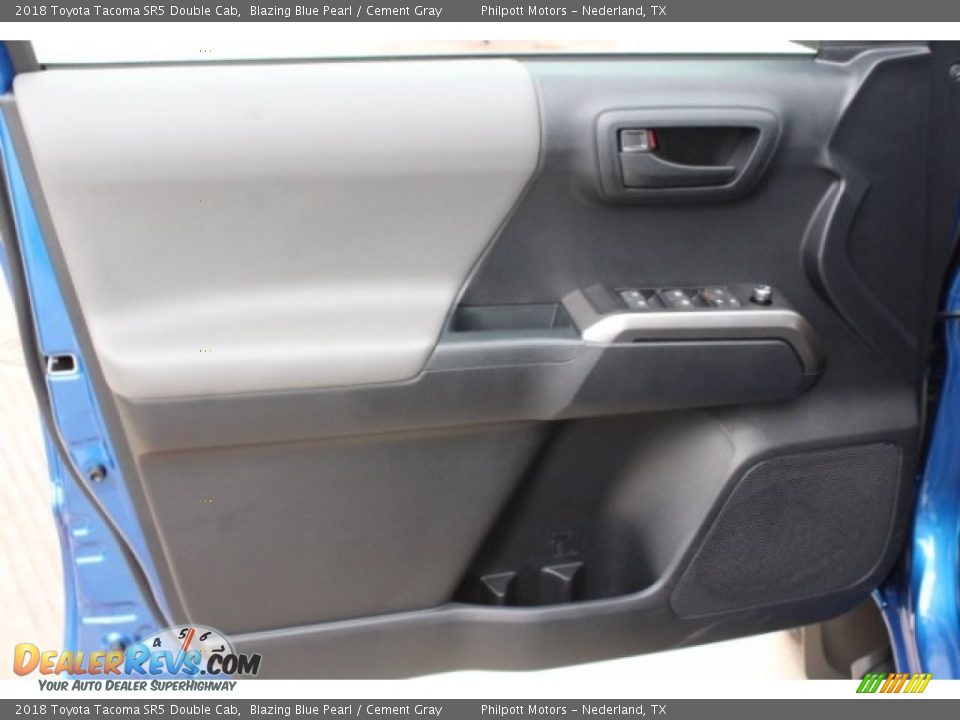 2018 Toyota Tacoma SR5 Double Cab Blazing Blue Pearl / Cement Gray Photo #12
