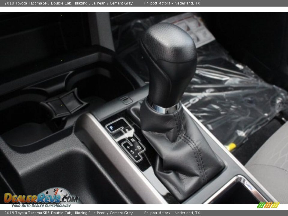 2018 Toyota Tacoma SR5 Double Cab Blazing Blue Pearl / Cement Gray Photo #17