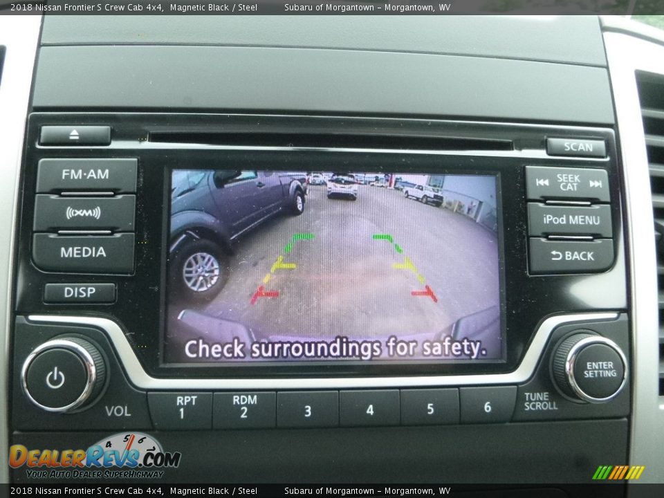 Controls of 2018 Nissan Frontier S Crew Cab 4x4 Photo #17