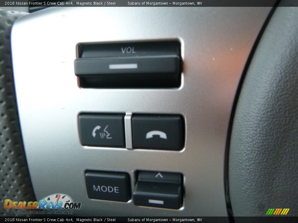 2018 Nissan Frontier S Crew Cab 4x4 Steering Wheel Photo #19