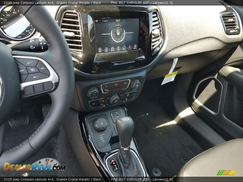 2018 Jeep Compass Latitude 4x4 Granite Crystal Metallic / Black Photo #10