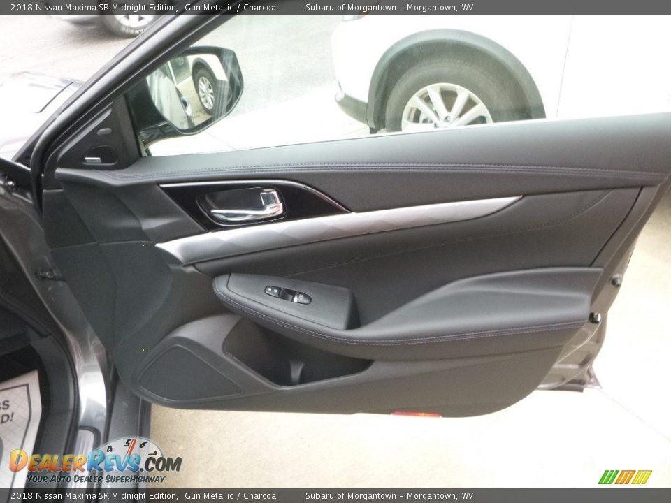 Door Panel of 2018 Nissan Maxima SR Midnight Edition Photo #11