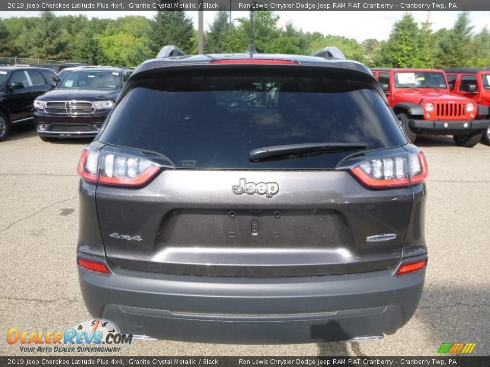 2019 Jeep Cherokee Latitude Plus 4x4 Granite Crystal Metallic / Black Photo #4