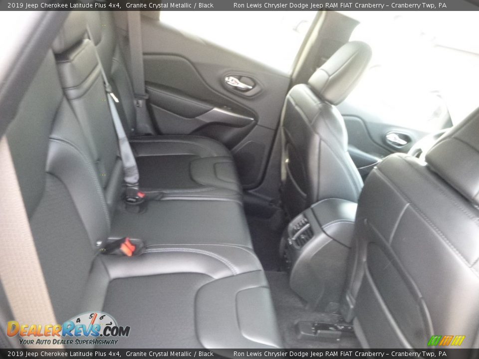 2019 Jeep Cherokee Latitude Plus 4x4 Granite Crystal Metallic / Black Photo #12