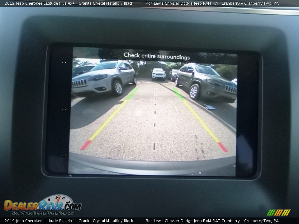 2019 Jeep Cherokee Latitude Plus 4x4 Granite Crystal Metallic / Black Photo #17