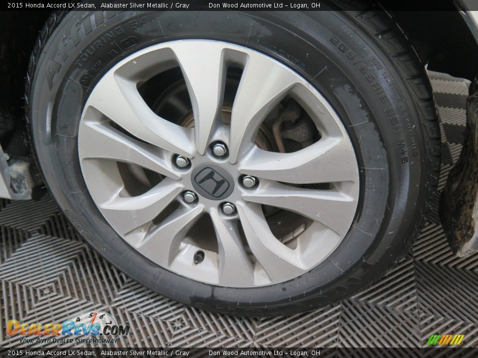 2015 Honda Accord LX Sedan Alabaster Silver Metallic / Gray Photo #25