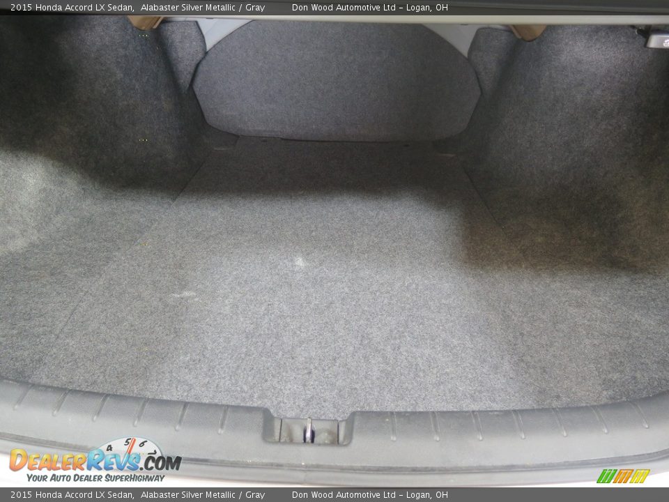 2015 Honda Accord LX Sedan Alabaster Silver Metallic / Gray Photo #28