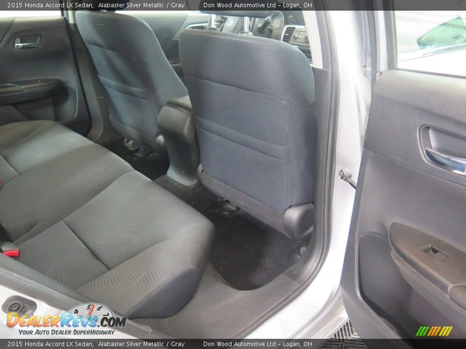 2015 Honda Accord LX Sedan Alabaster Silver Metallic / Gray Photo #32