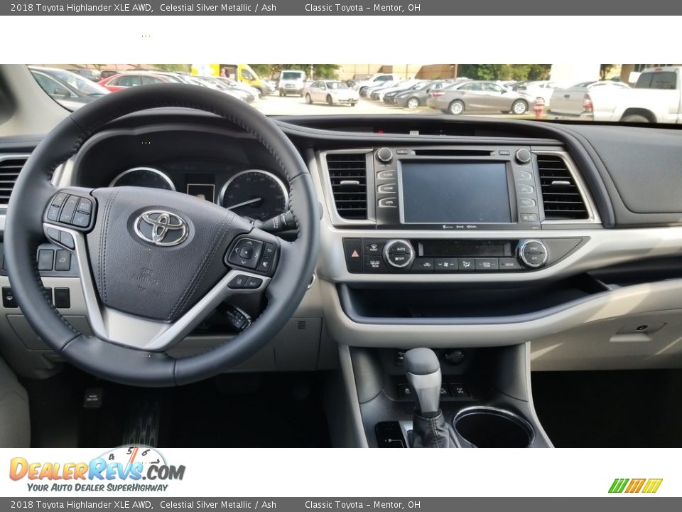 2018 Toyota Highlander XLE AWD Celestial Silver Metallic / Ash Photo #5