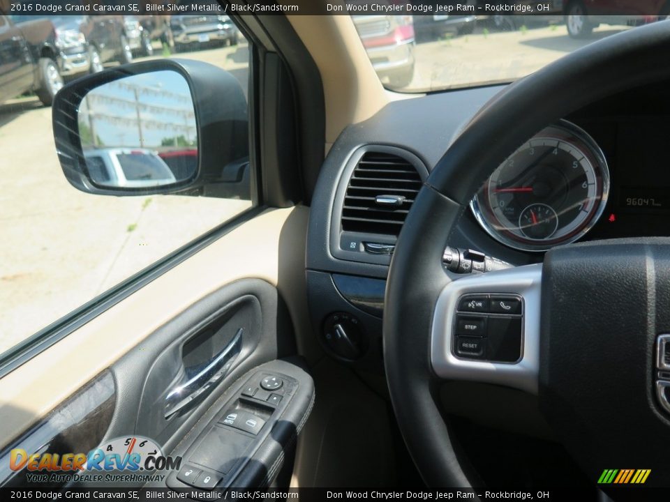 2016 Dodge Grand Caravan SE Billet Silver Metallic / Black/Sandstorm Photo #15