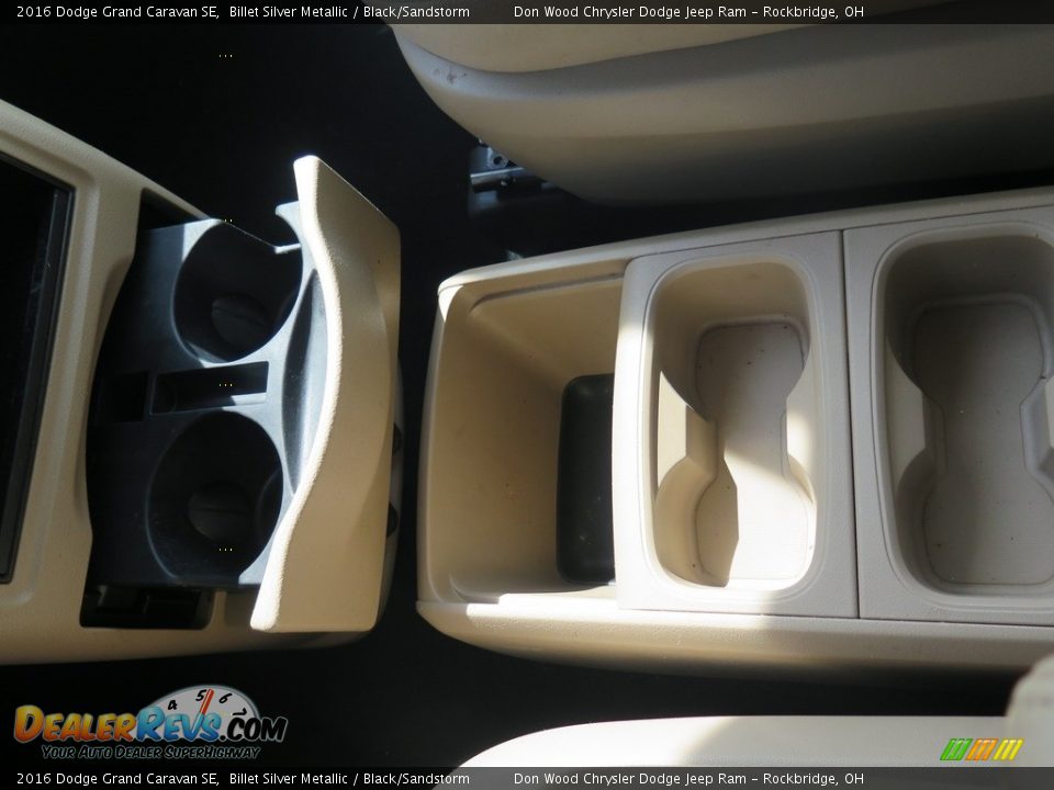 2016 Dodge Grand Caravan SE Billet Silver Metallic / Black/Sandstorm Photo #21