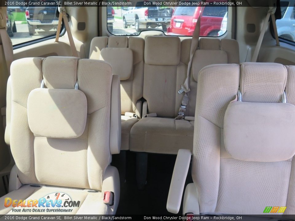 2016 Dodge Grand Caravan SE Billet Silver Metallic / Black/Sandstorm Photo #23
