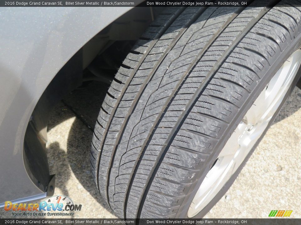 2016 Dodge Grand Caravan SE Billet Silver Metallic / Black/Sandstorm Photo #24