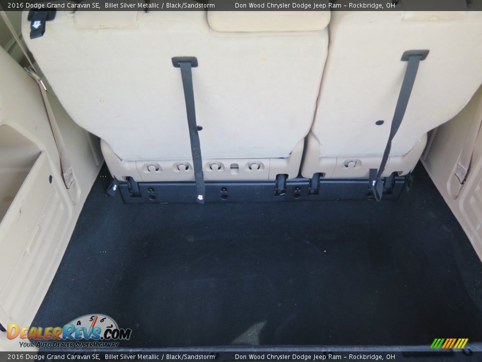 2016 Dodge Grand Caravan SE Billet Silver Metallic / Black/Sandstorm Photo #30