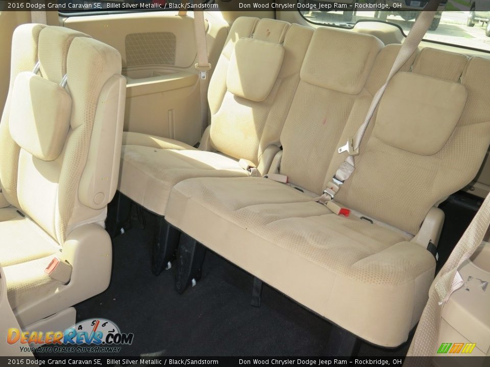 2016 Dodge Grand Caravan SE Billet Silver Metallic / Black/Sandstorm Photo #34