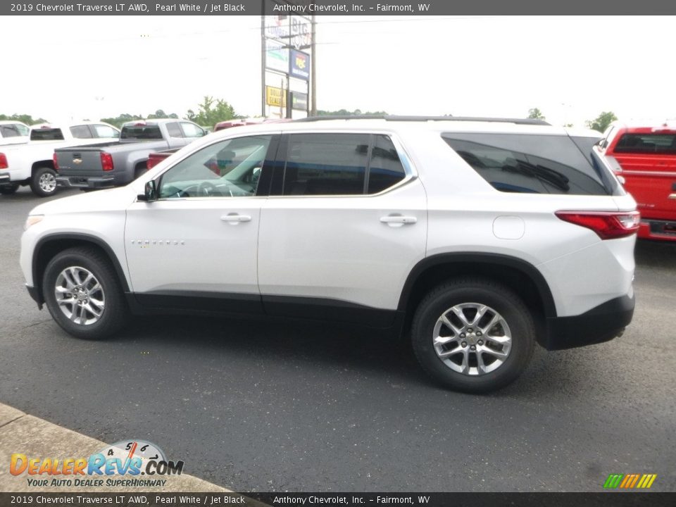 2019 Chevrolet Traverse LT AWD Pearl White / Jet Black Photo #7