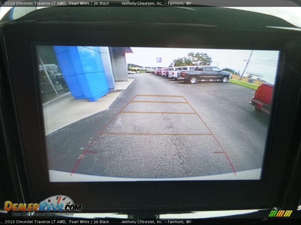 2019 Chevrolet Traverse LT AWD Pearl White / Jet Black Photo #19