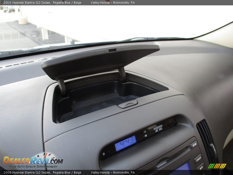 2009 Hyundai Elantra GLS Sedan Regatta Blue / Beige Photo #16