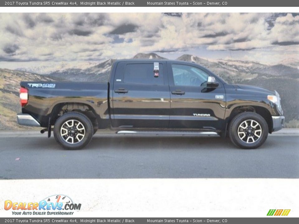 2017 Toyota Tundra SR5 CrewMax 4x4 Midnight Black Metallic / Black Photo #2