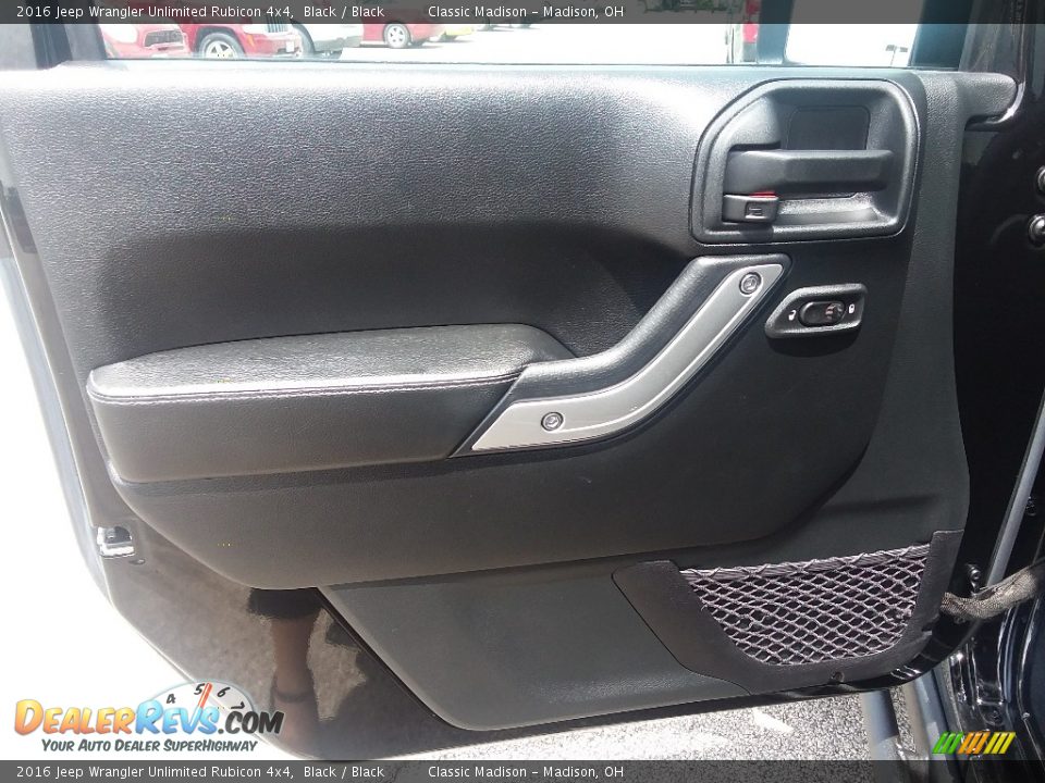 2016 Jeep Wrangler Unlimited Rubicon 4x4 Black / Black Photo #7