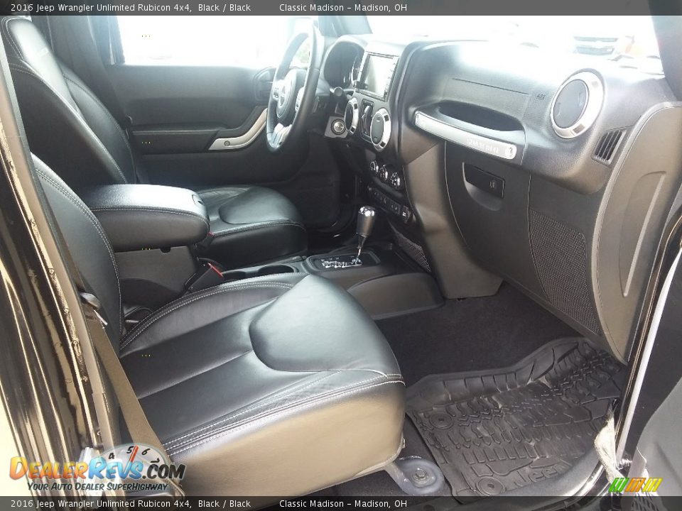 2016 Jeep Wrangler Unlimited Rubicon 4x4 Black / Black Photo #14
