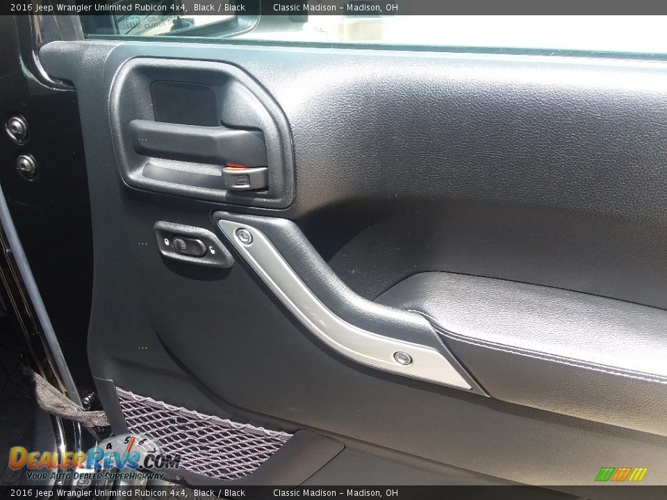 2016 Jeep Wrangler Unlimited Rubicon 4x4 Black / Black Photo #15