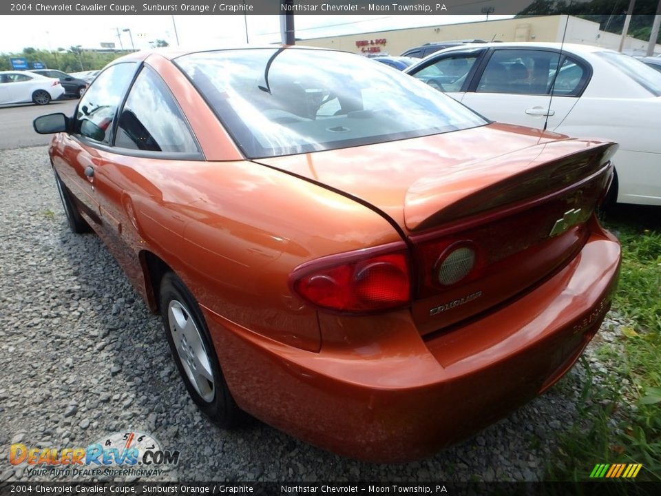 2004 Chevrolet Cavalier Coupe Sunburst Orange / Graphite Photo #2