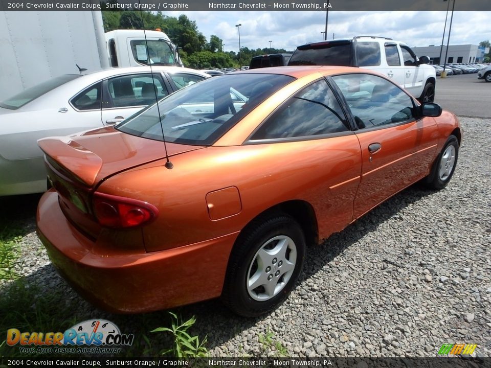 2004 Chevrolet Cavalier Coupe Sunburst Orange / Graphite Photo #4