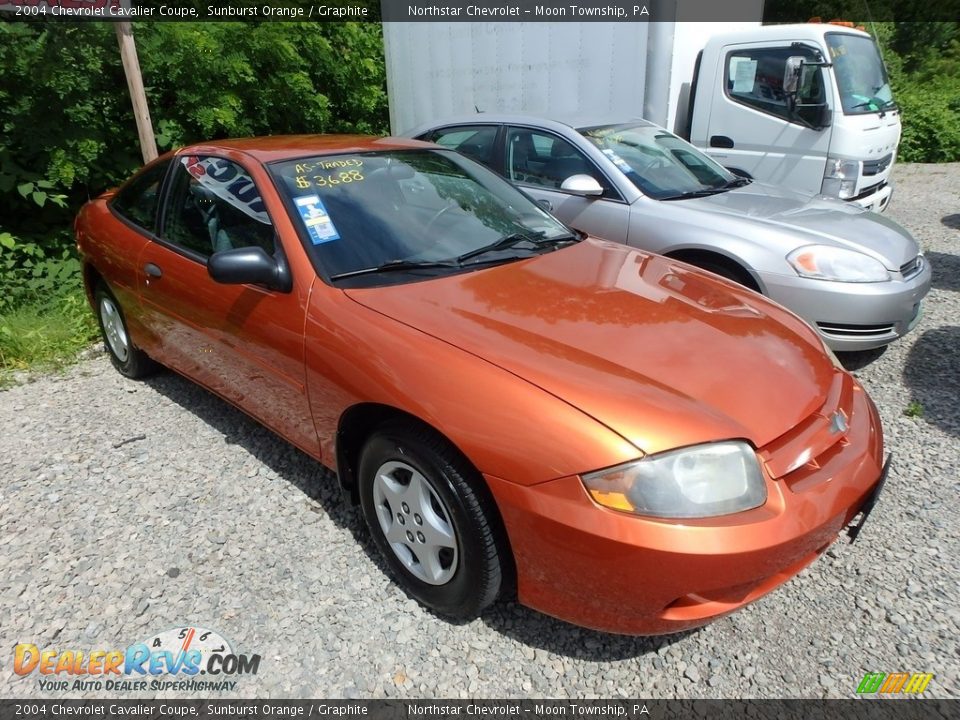 2004 Chevrolet Cavalier Coupe Sunburst Orange / Graphite Photo #5