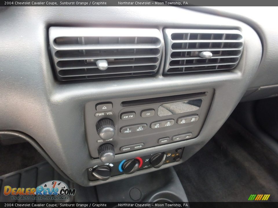 2004 Chevrolet Cavalier Coupe Sunburst Orange / Graphite Photo #13