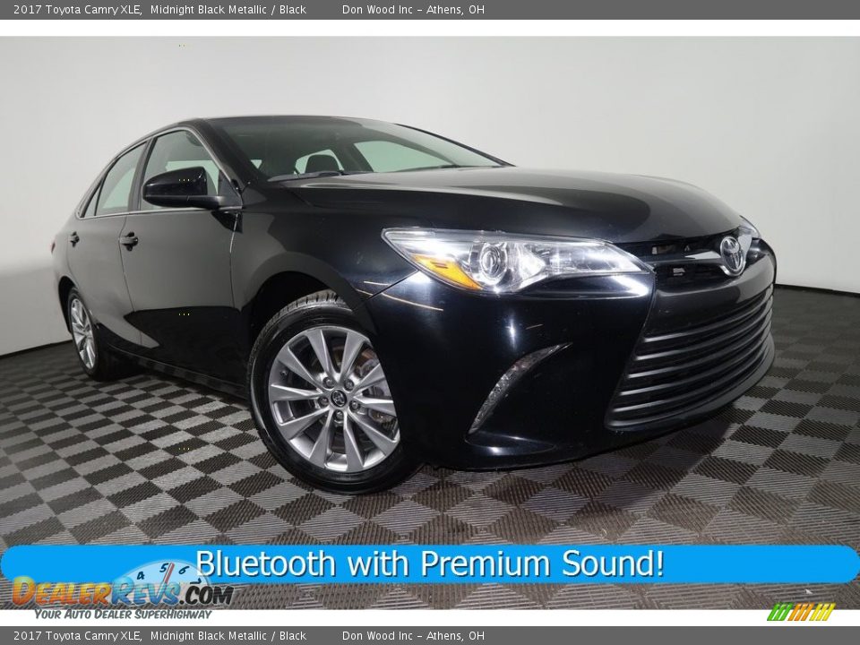 2017 Toyota Camry XLE Midnight Black Metallic / Black Photo #1