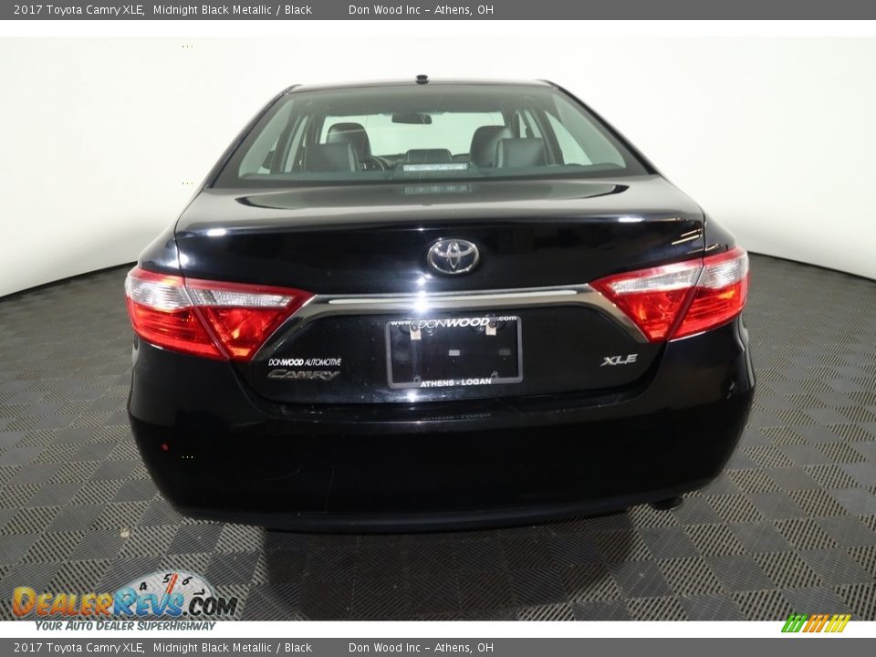 2017 Toyota Camry XLE Midnight Black Metallic / Black Photo #12