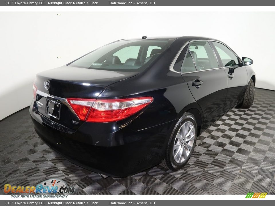 2017 Toyota Camry XLE Midnight Black Metallic / Black Photo #14