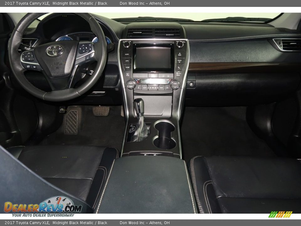 2017 Toyota Camry XLE Midnight Black Metallic / Black Photo #15